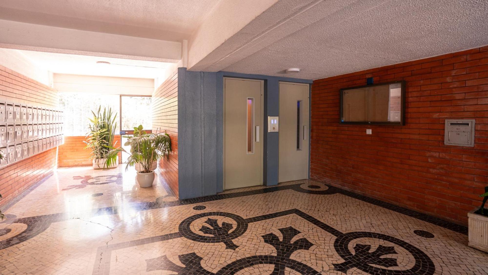 Quarto Aeroporto Lissabon Exterior foto